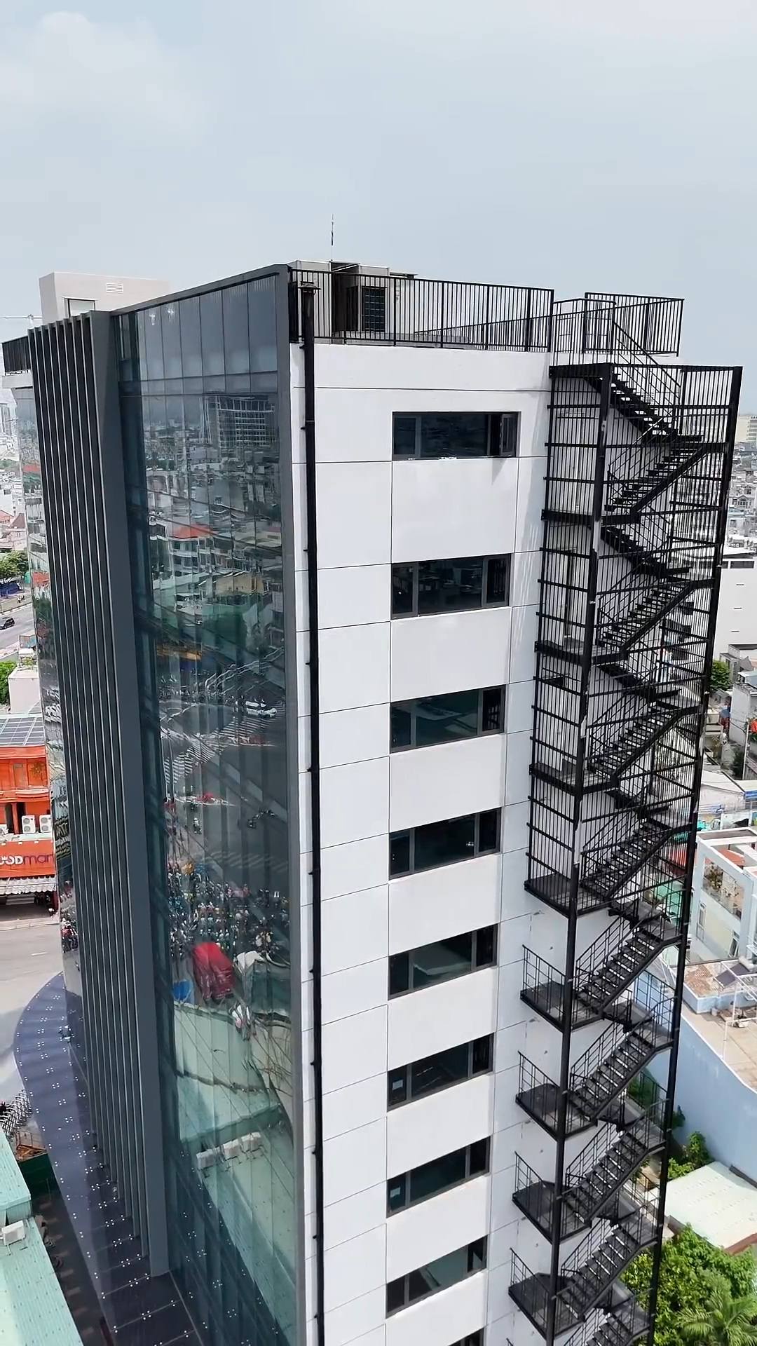 Building Nguyên Hồng — hình 4