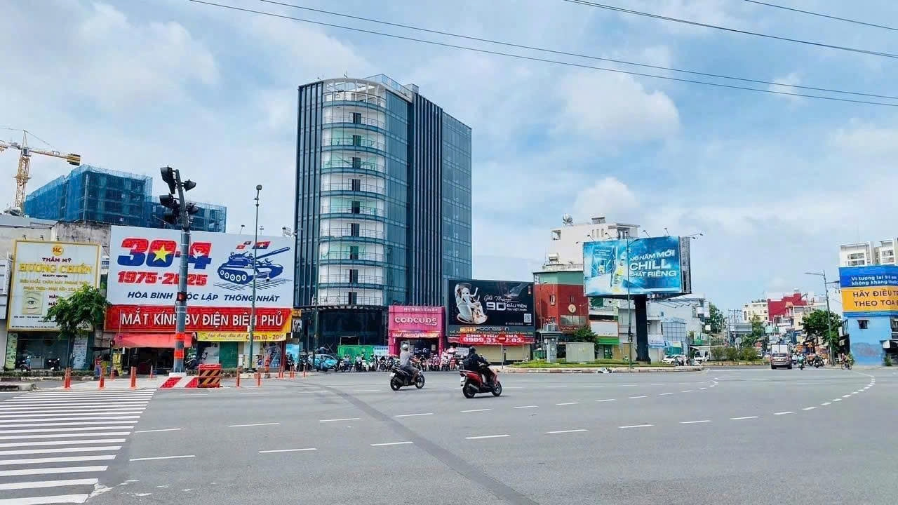 Building Nguyên Hồng — hình 11